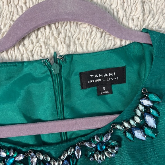 Tahari Dress with Pockets Emerald Green size 8 - Picture 7 of 11